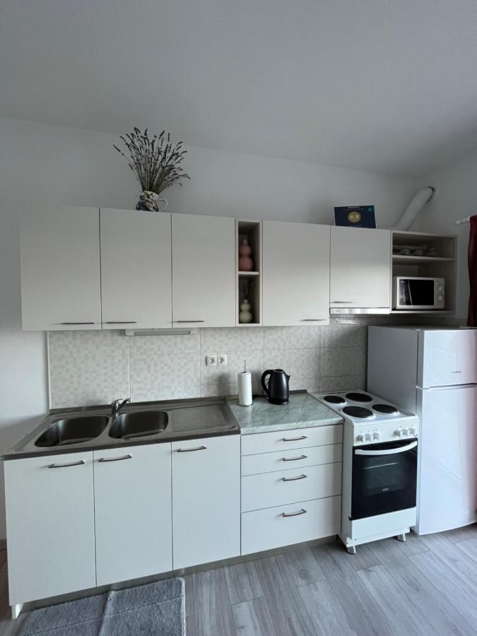 Apartman Ivica Omis Exterior photo