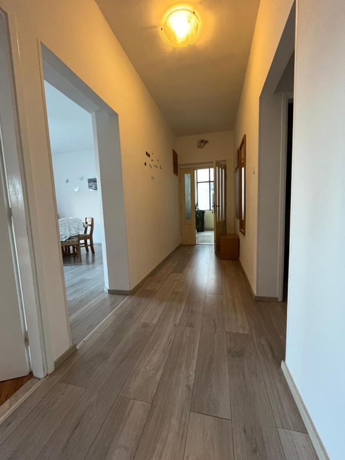 Apartman Ivica Omis Exterior photo